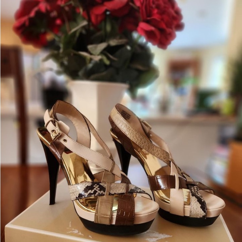 Michael Kors Niki Cross Strap Snake/leather Bone color platform 5 in heels